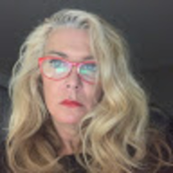 Meet your Posher, Robin - Picture 1 of 1